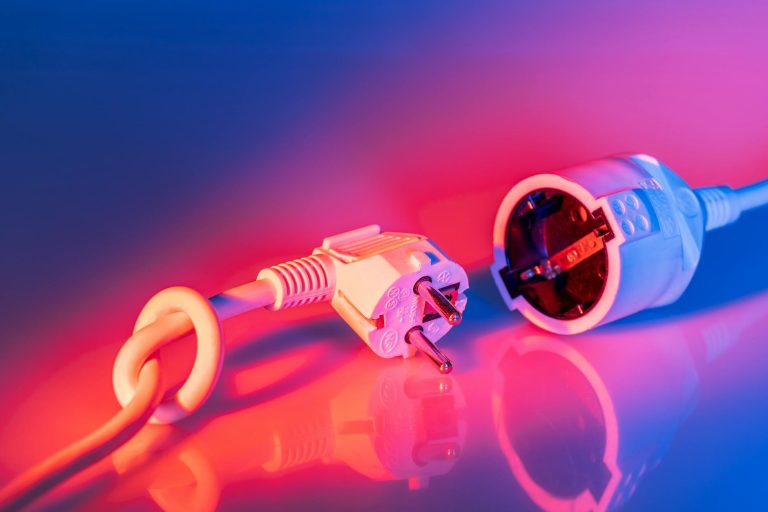 The Ultimate Guide for Cord Cutters in California